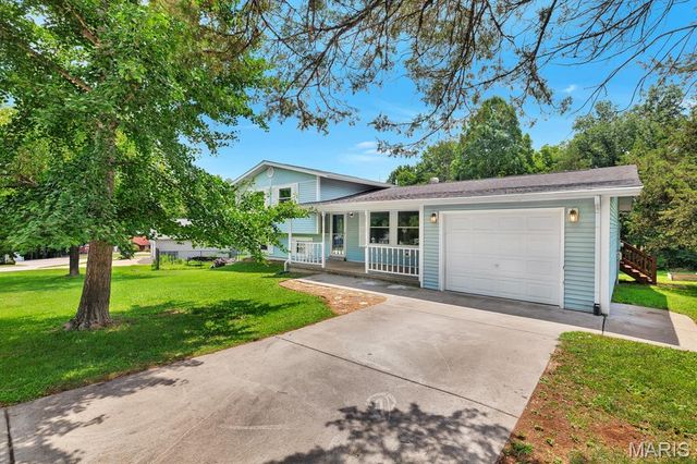 4 Woodland Oaks Drive, Union, MO 63084