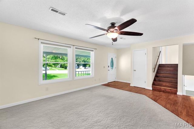 4 Woodland Oaks Drive, Union, MO 63084