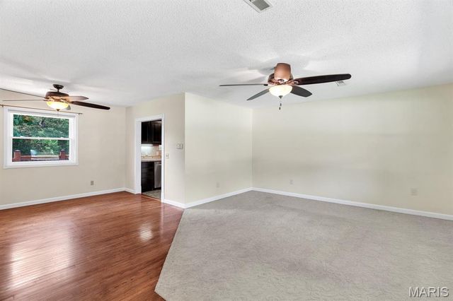 4 Woodland Oaks Drive, Union, MO 63084