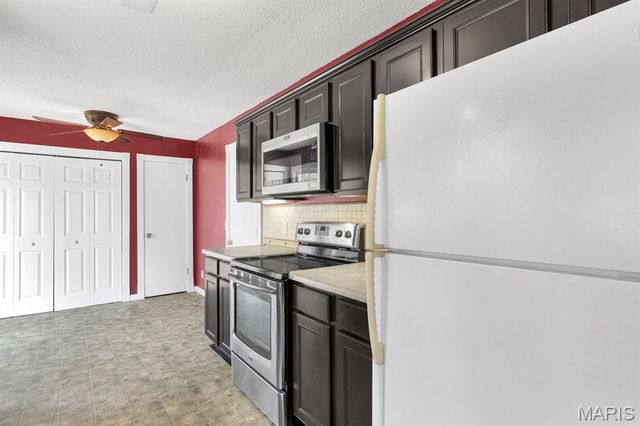 4 Woodland Oaks Drive, Union, MO 63084