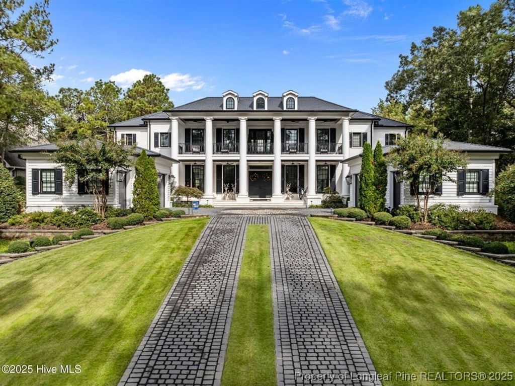 140 Brookhaven Road, Pinehurst, NC 28374