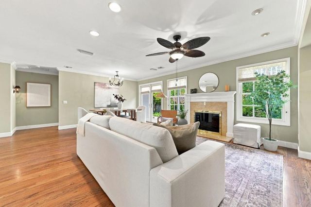 2 Bradley Court, Redwood City, CA 94061
