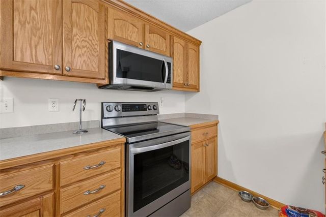 1104 Carlisle Drive, Raymore, MO 64083