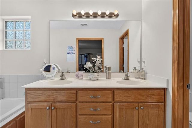 1104 Carlisle Drive, Raymore, MO 64083