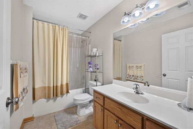 1104 Carlisle Drive, Raymore, MO 64083