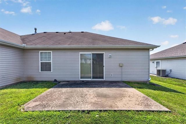 1104 Carlisle Drive, Raymore, MO 64083