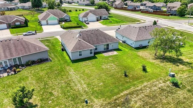 1104 Carlisle Drive, Raymore, MO 64083