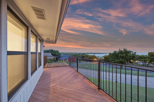 435 Columbia Drive, Rockwall, TX 75032