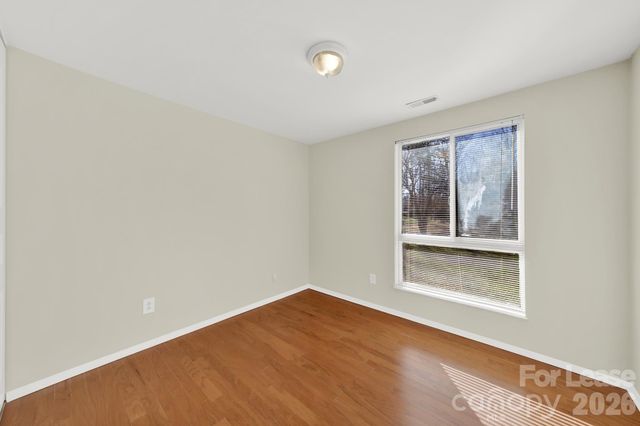 7130 Rollingridge Drive, Charlotte, NC 28211