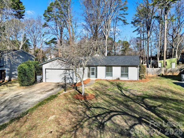 7130 Rollingridge Drive, Charlotte, NC 28211
