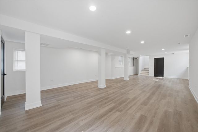 638 E 65th Street, Chicago, IL 60637