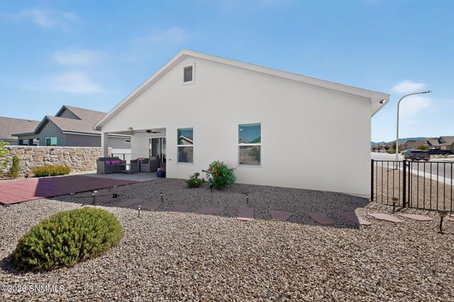 3196 Bluestem Street, Las Cruces, NM 88011