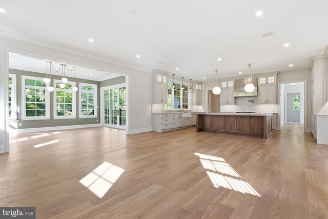 39 EAST ST, Doylestown, PA 18901