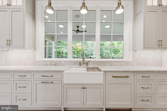 39 EAST ST, Doylestown, PA 18901