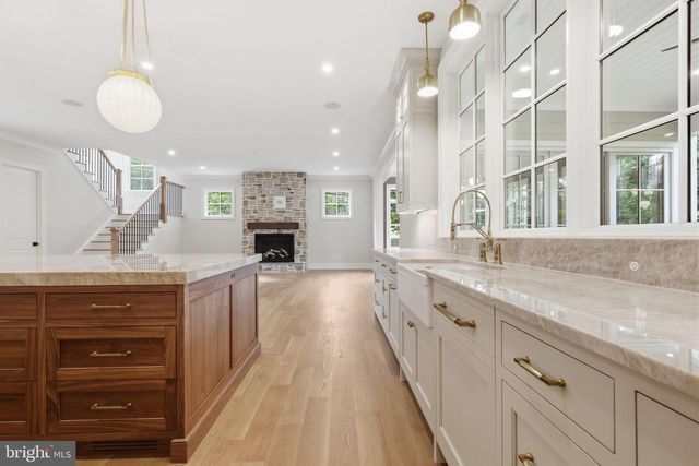 39 EAST ST, Doylestown, PA 18901