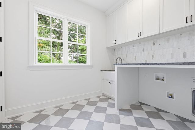 39 EAST ST, Doylestown, PA 18901