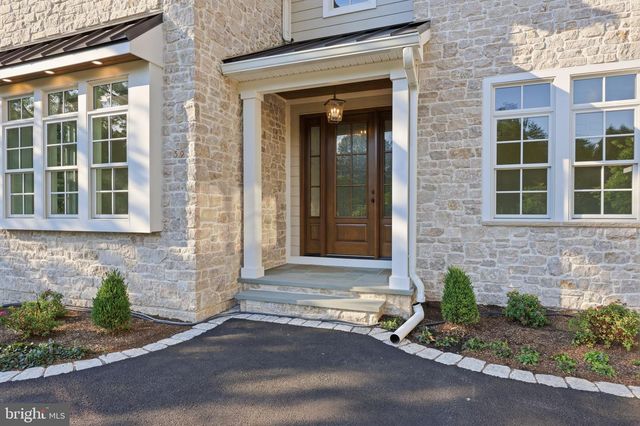 39 EAST ST, Doylestown, PA 18901