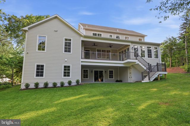 39 EAST ST, Doylestown, PA 18901