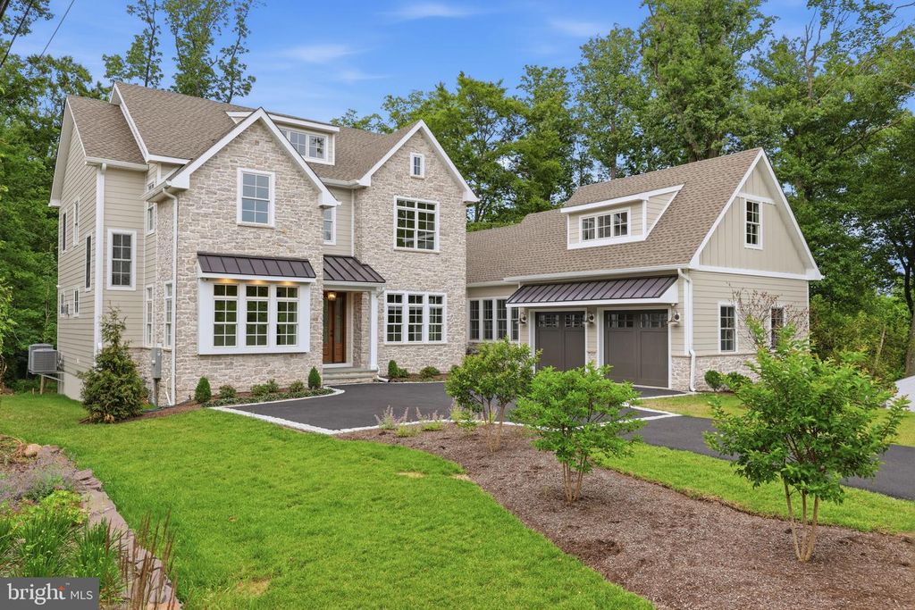 39 EAST ST, Doylestown, PA 18901