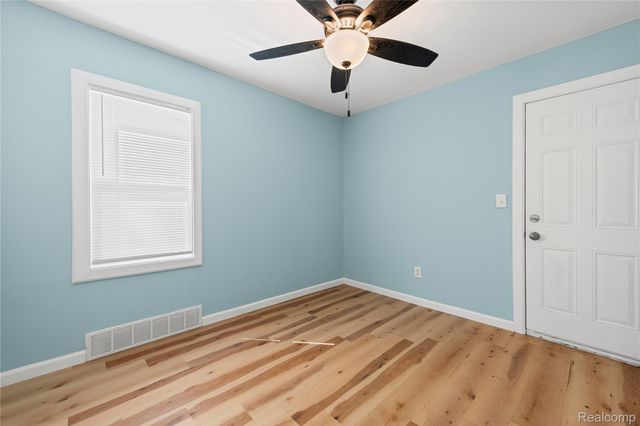 19945 Biltmore Street, Detroit, MI 48235