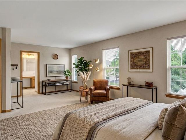 10871 Great Plaines Court, Huntley, IL 60142