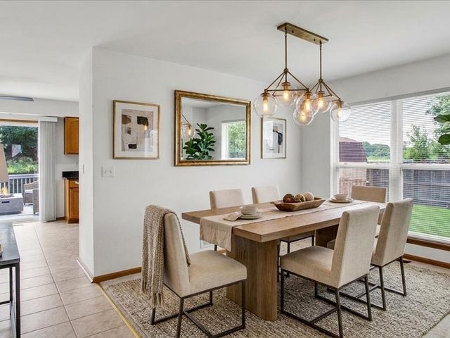 10871 Great Plaines Court, Huntley, IL 60142