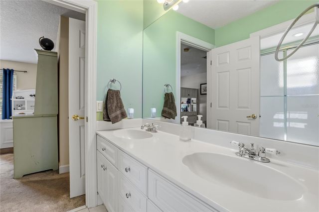 9527 QUEENSBURY COURT, Windermere, FL 34786