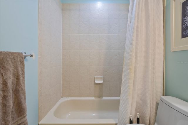 9527 QUEENSBURY COURT, Windermere, FL 34786