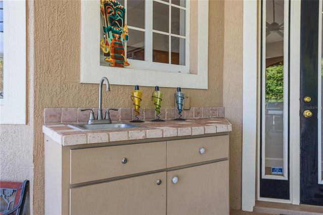 9527 QUEENSBURY COURT, Windermere, FL 34786