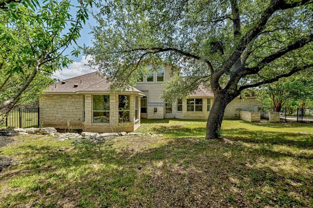 501 Flamingo BLVD, Lakeway, TX 78734