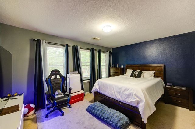 10338 E Summit Canyon Drive, Houston, TX 77095