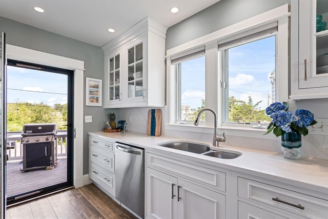 4 Nor'East Lane, Hampton, NH 03842