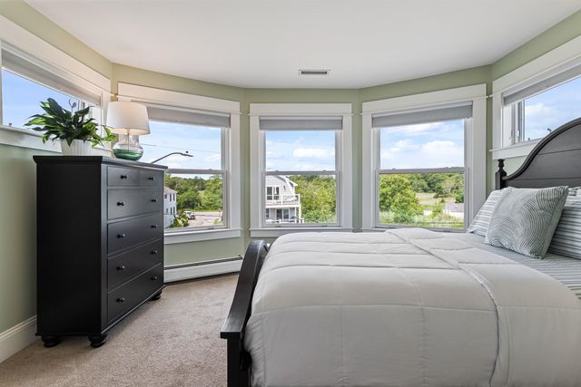 4 Nor'East Lane, Hampton, NH 03842