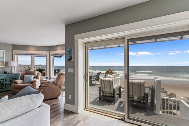 4 Nor'East Lane, Hampton, NH 03842