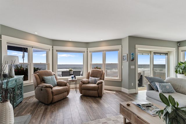 4 Nor'East Lane, Hampton, NH 03842