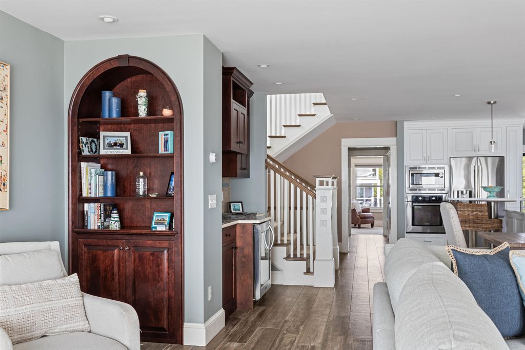 Image 18 of property listing at 4 Nor'East Lane, Hampton, NH 03842