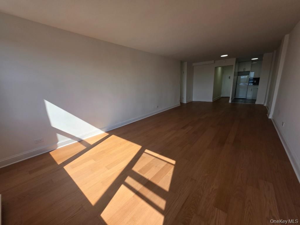 61-20 Grand Central Parkway C807, Forest Hills, NY 11375 — photo 3