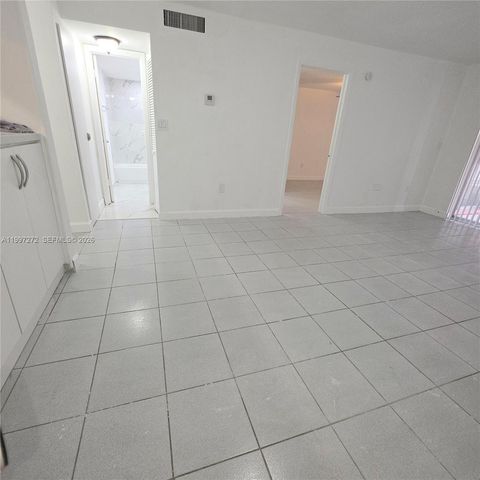 19771 SW 114th Avenue 129, Miami, FL 33157