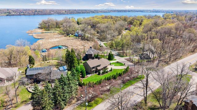 12030 28th Avenue N, Plymouth, MN 55441