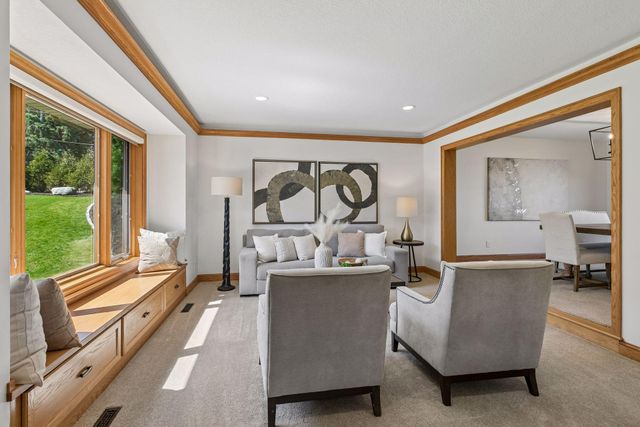 12030 28th Avenue N, Plymouth, MN 55441