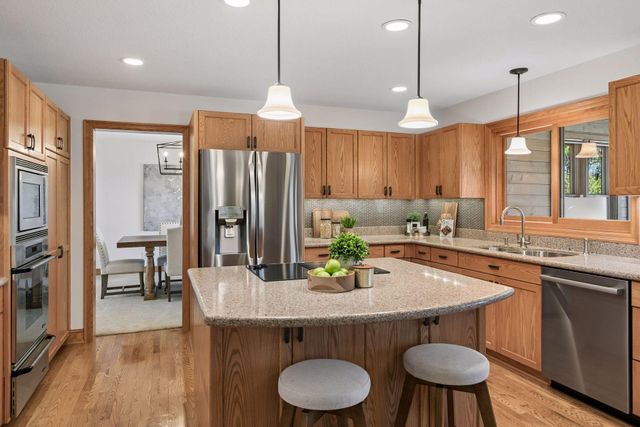 12030 28th Avenue N, Plymouth, MN 55441