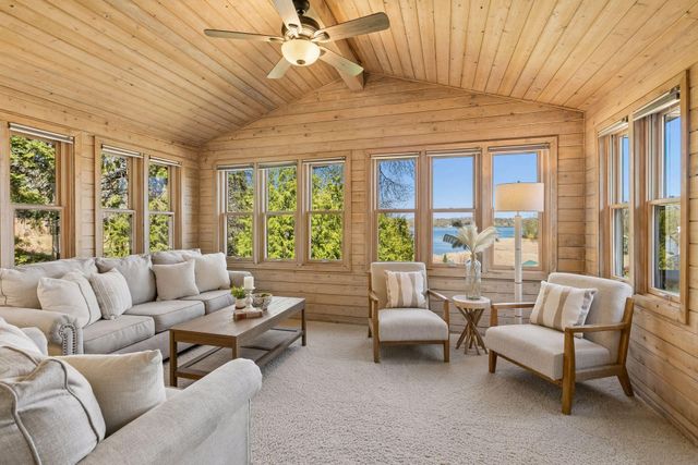 12030 28th Avenue N, Plymouth, MN 55441