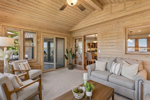 12030 28th Avenue N, Plymouth, MN 55441