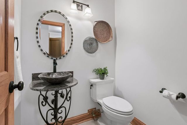 12030 28th Avenue N, Plymouth, MN 55441