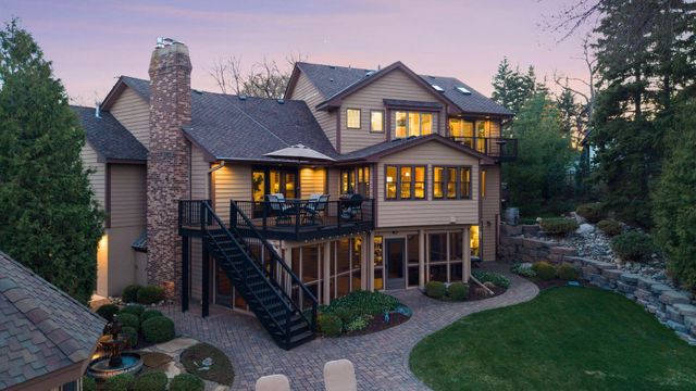 12030 28th Avenue N, Plymouth, MN 55441