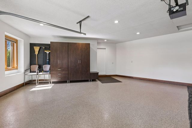 12030 28th Avenue N, Plymouth, MN 55441