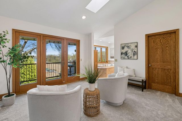 12030 28th Avenue N, Plymouth, MN 55441