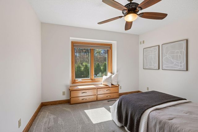 12030 28th Avenue N, Plymouth, MN 55441