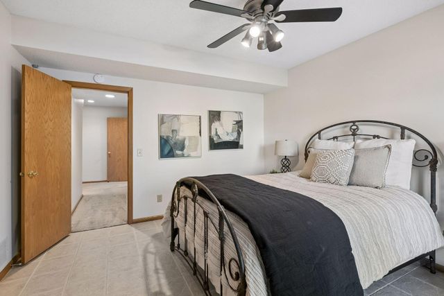 12030 28th Avenue N, Plymouth, MN 55441