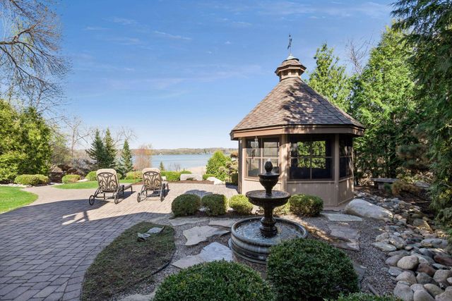 12030 28th Avenue N, Plymouth, MN 55441